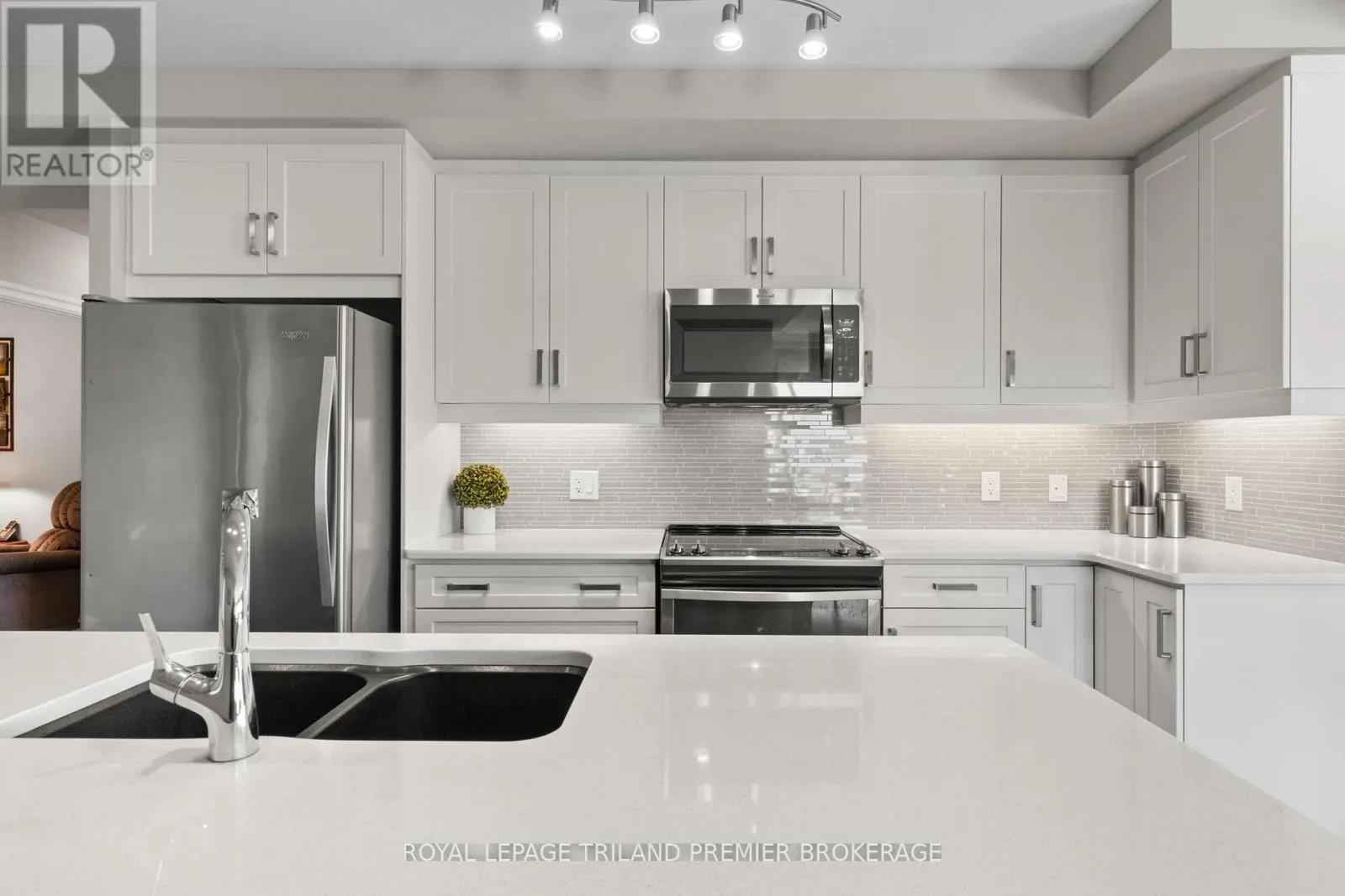 1101 - 505 TALBOT STREET, #1101