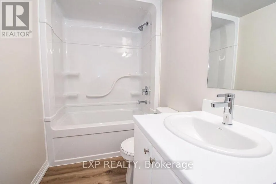 228 - 50 HERRICK AVENUE