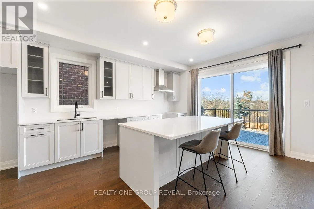 1054 RIPPINGALE TRAIL