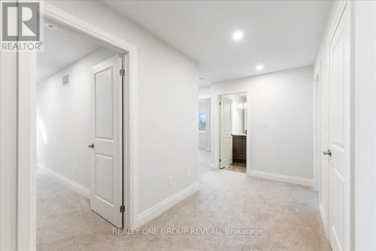 1054 RIPPINGALE TRAIL