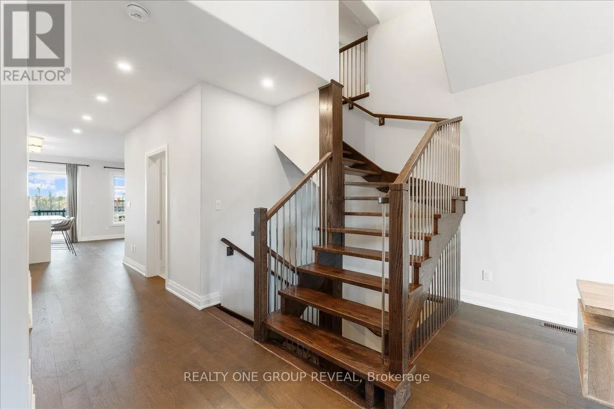 1054 RIPPINGALE TRAIL