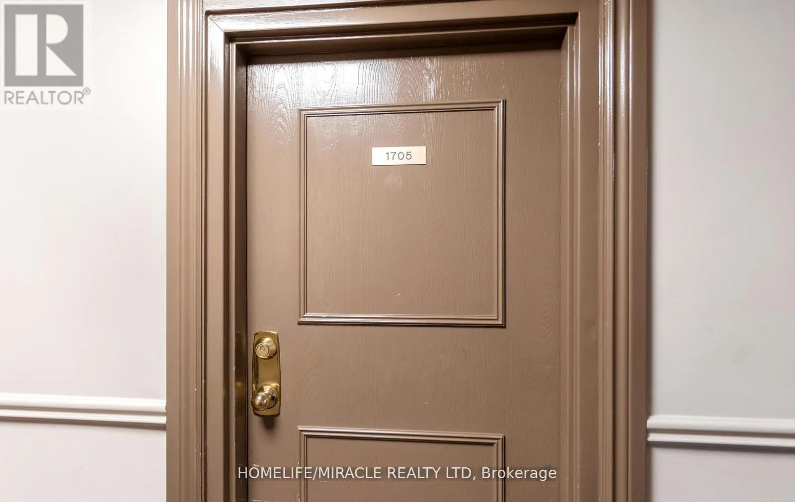 1705 - 35 GREEN VALLEY DRIVE