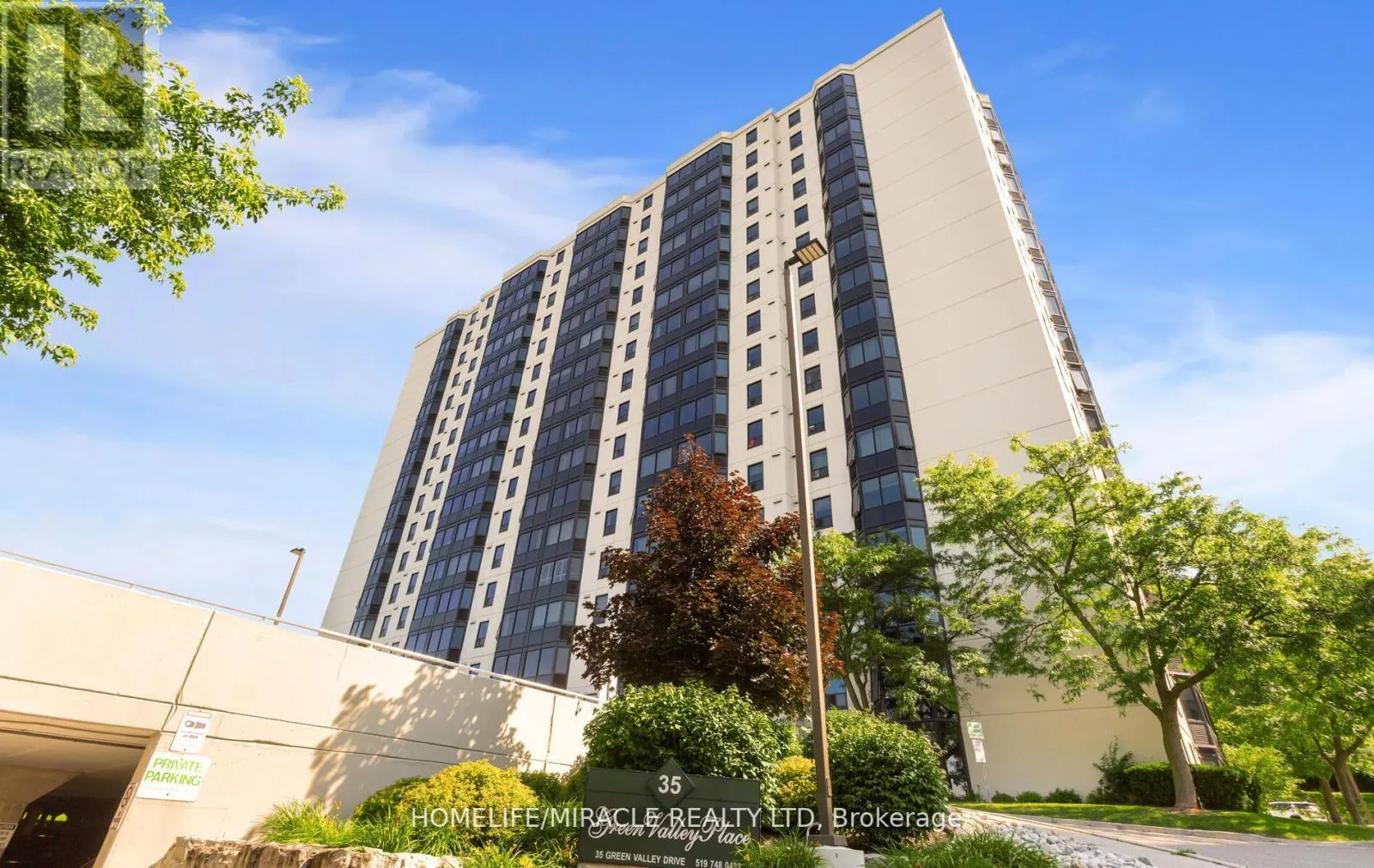 1705 - 35 GREEN VALLEY DRIVE