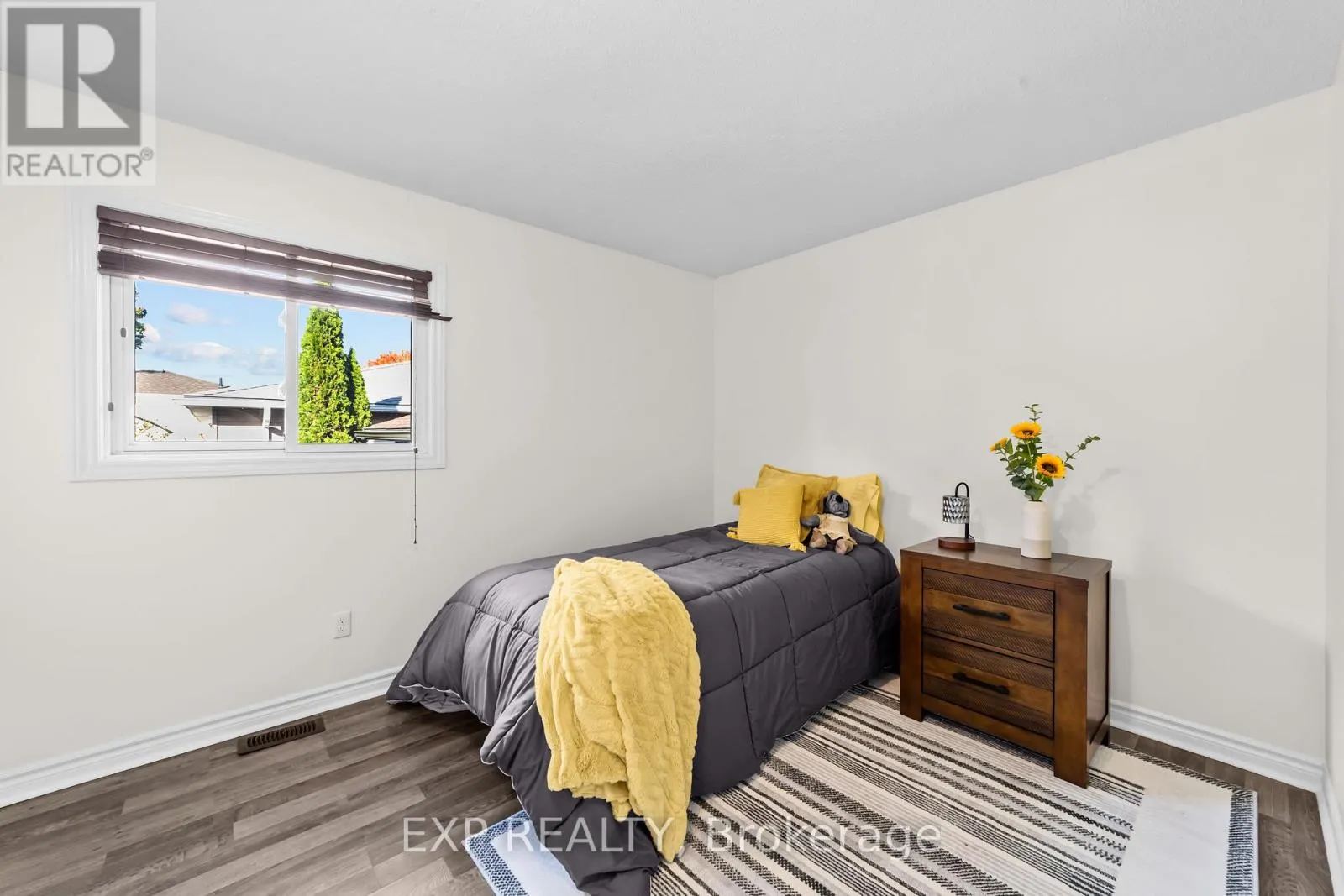 29 DUNSFORD CRESCENT