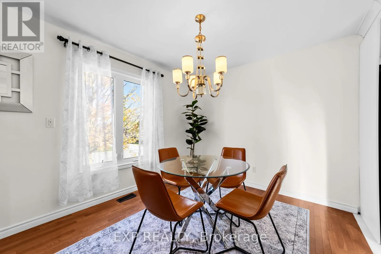 29 DUNSFORD CRESCENT