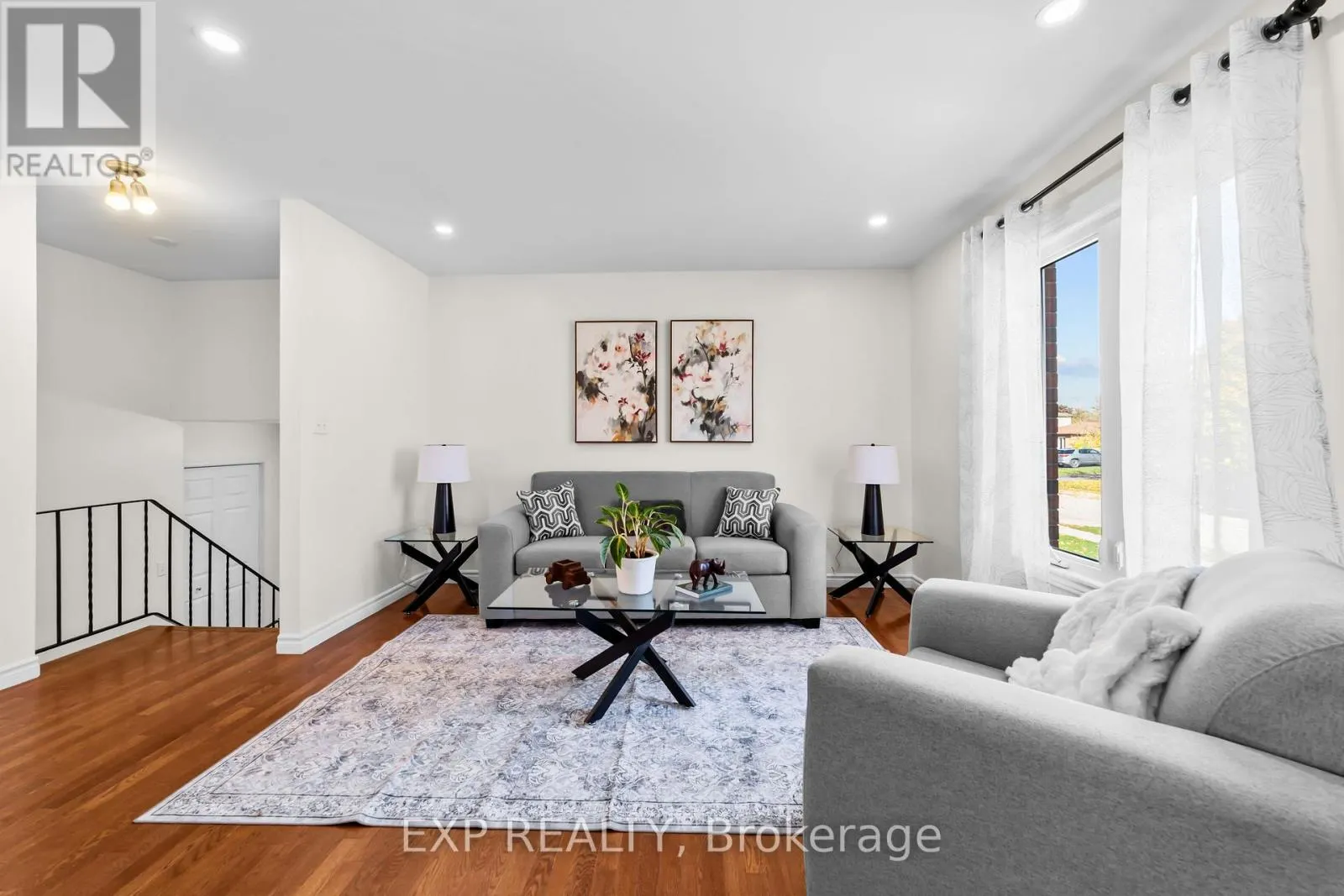 29 DUNSFORD CRESCENT