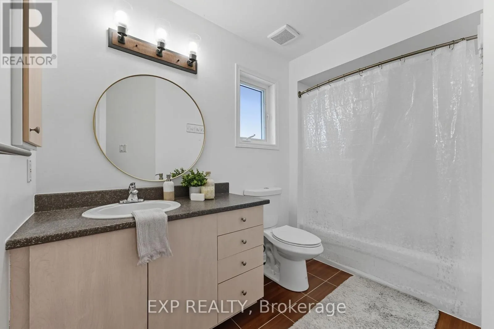 16 NORTH HARROW DRIVE