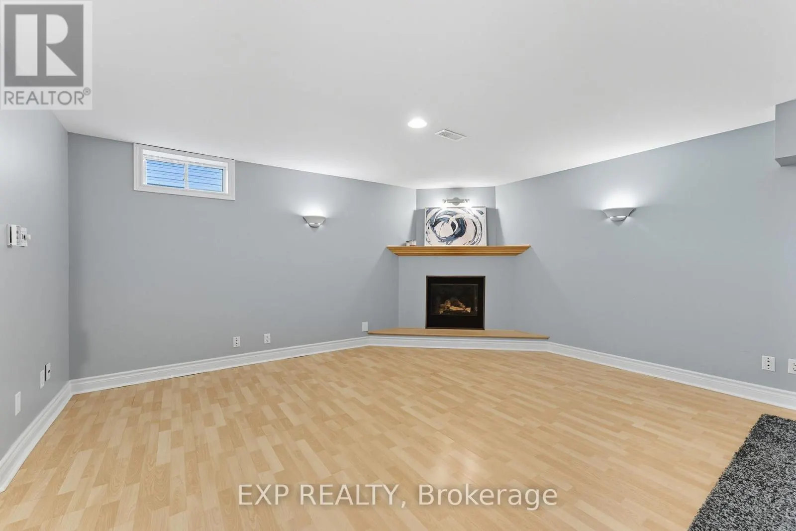 16 NORTH HARROW DRIVE