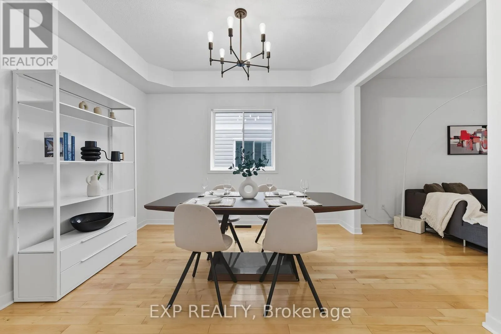 16 NORTH HARROW DRIVE