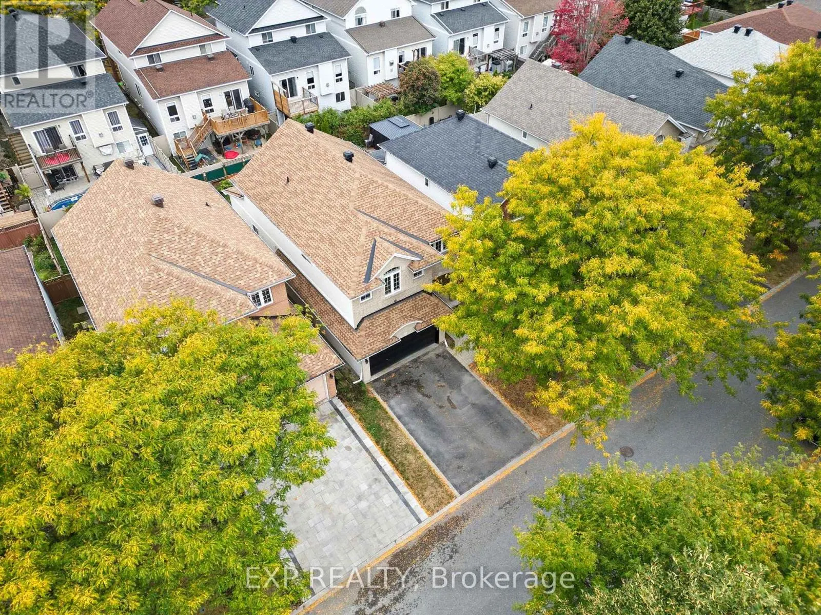 16 NORTH HARROW DRIVE