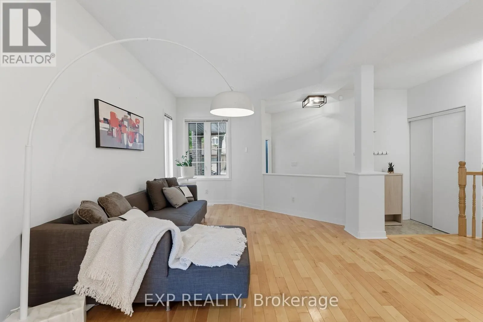 16 NORTH HARROW DRIVE