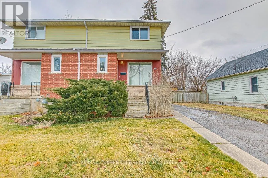 109 BALACLAVA STREET