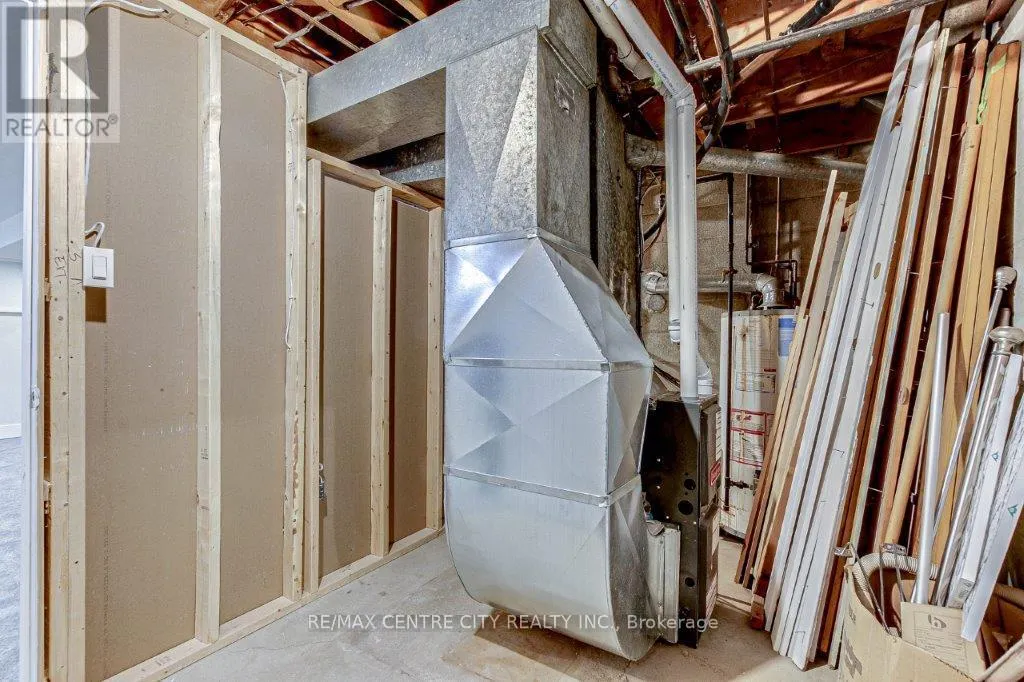 109 BALACLAVA STREET