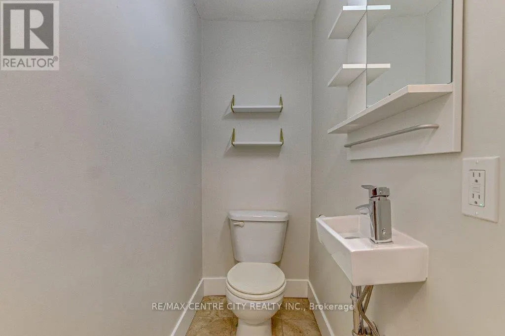 109 BALACLAVA STREET