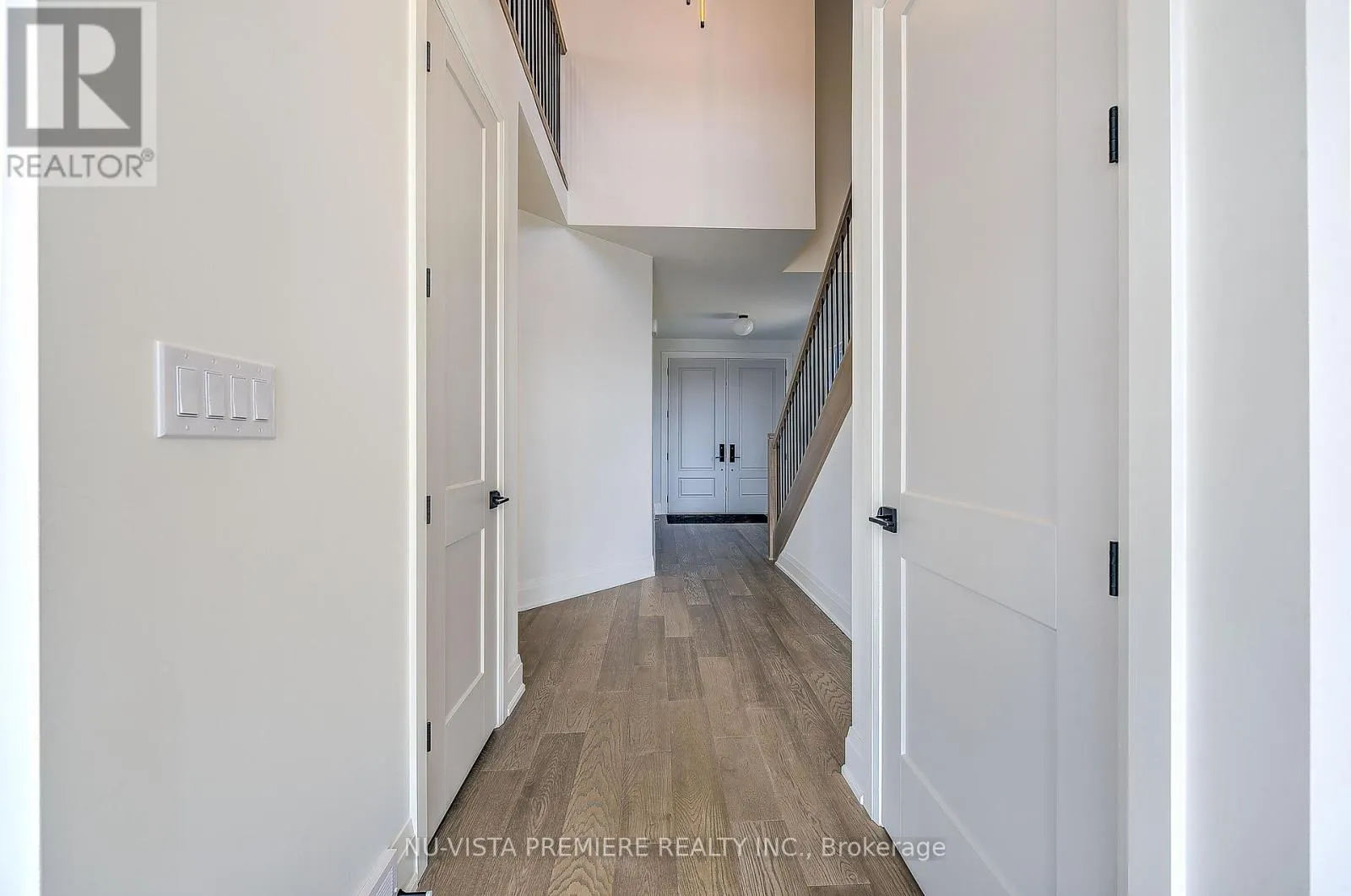 6517 HEATHWOODS AVENUE