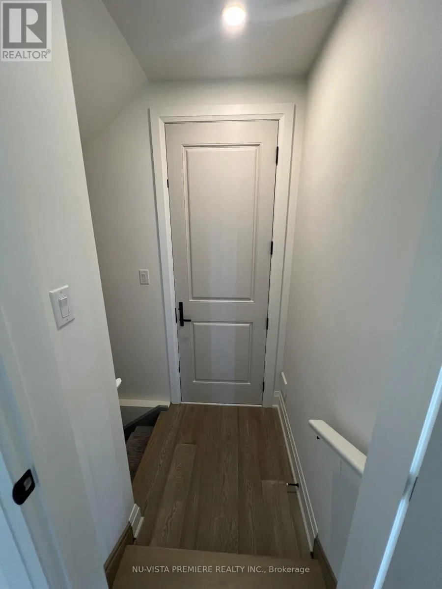 6517 HEATHWOODS AVENUE