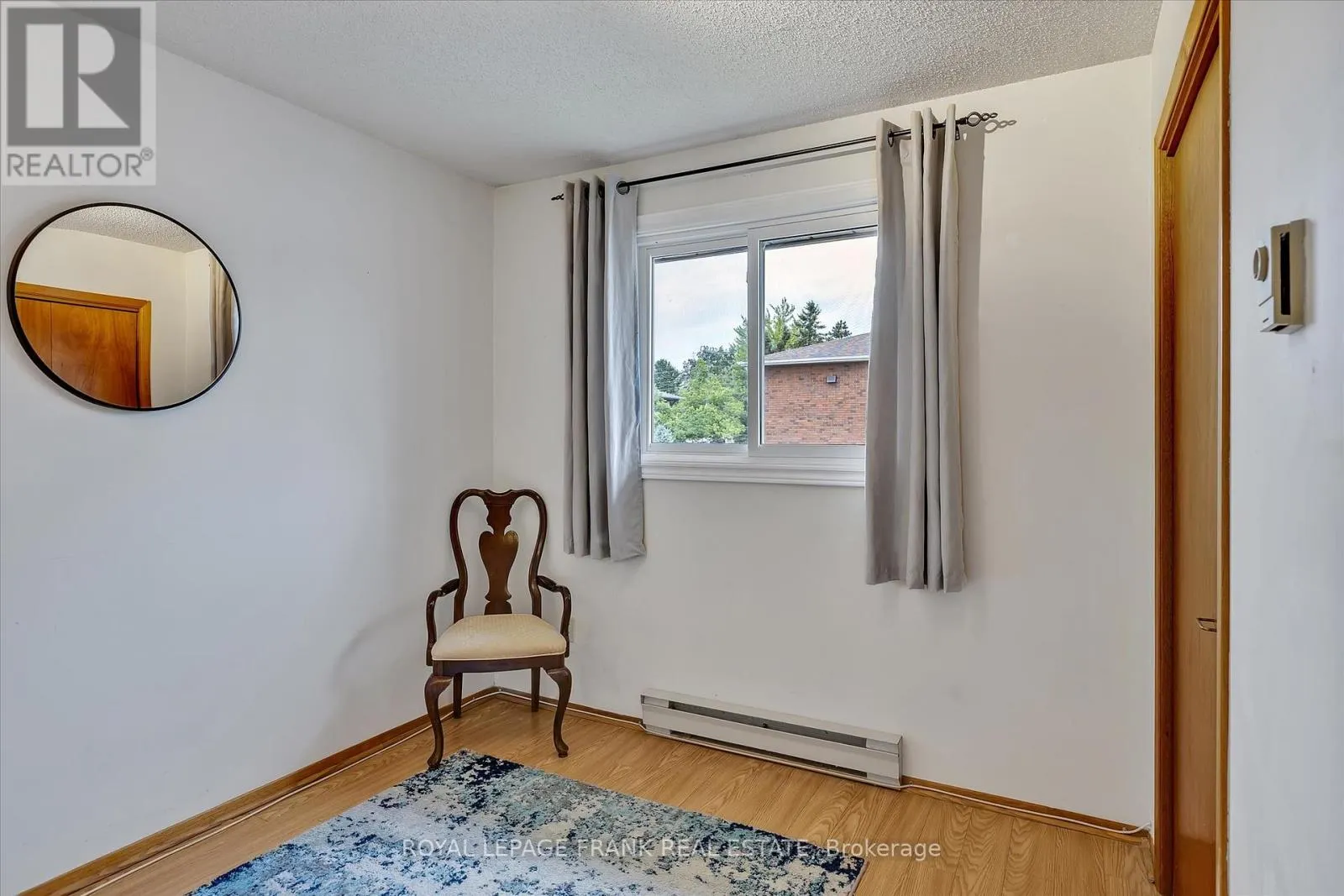 201 - 2406 MOUNTLAND DRIVE, #201