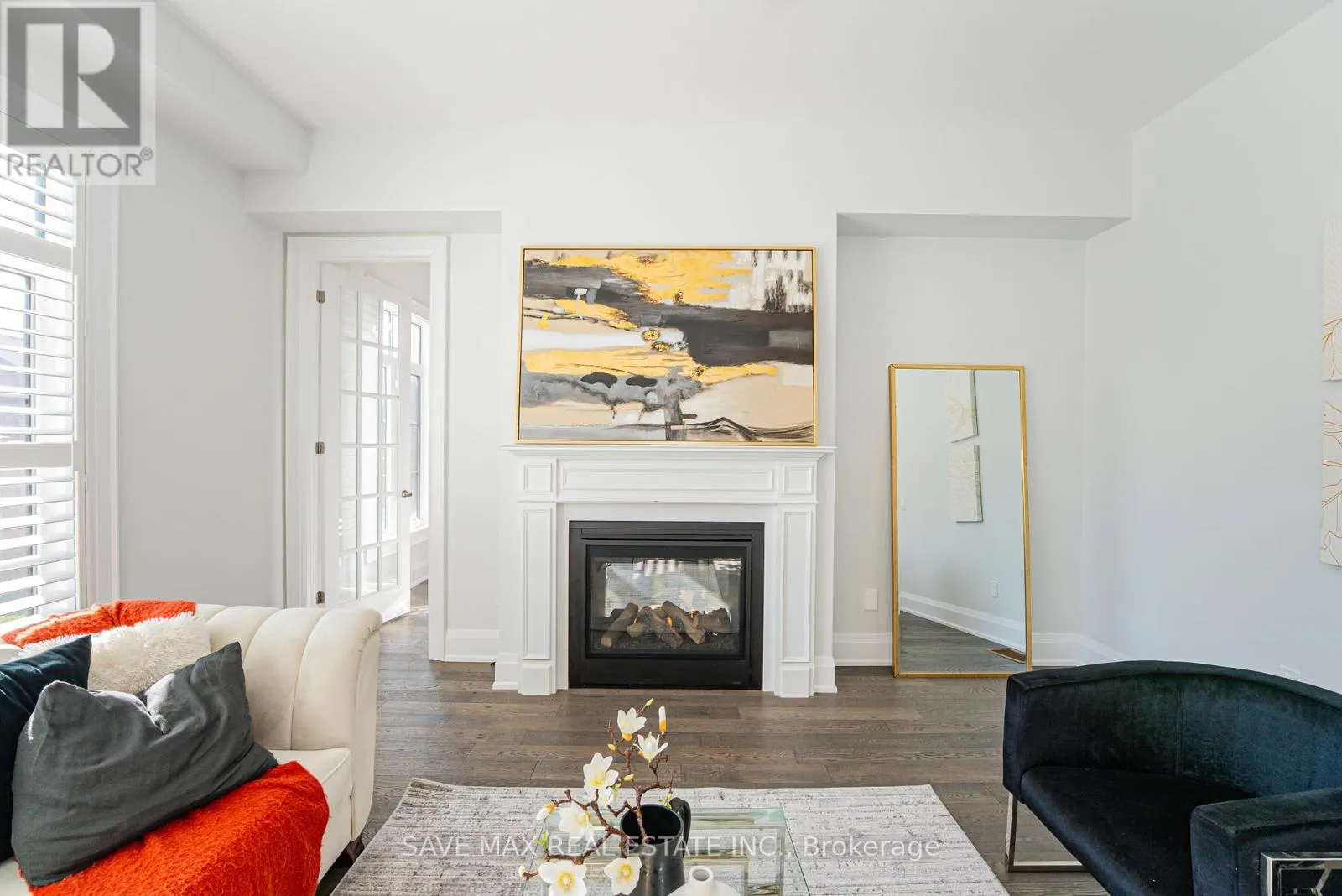 1250 UPPER THAMES DRIVE