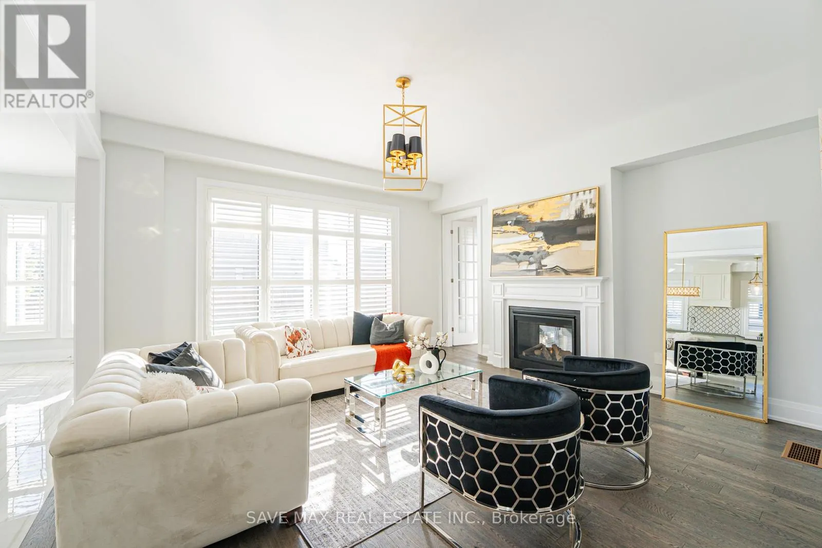 1250 UPPER THAMES DRIVE