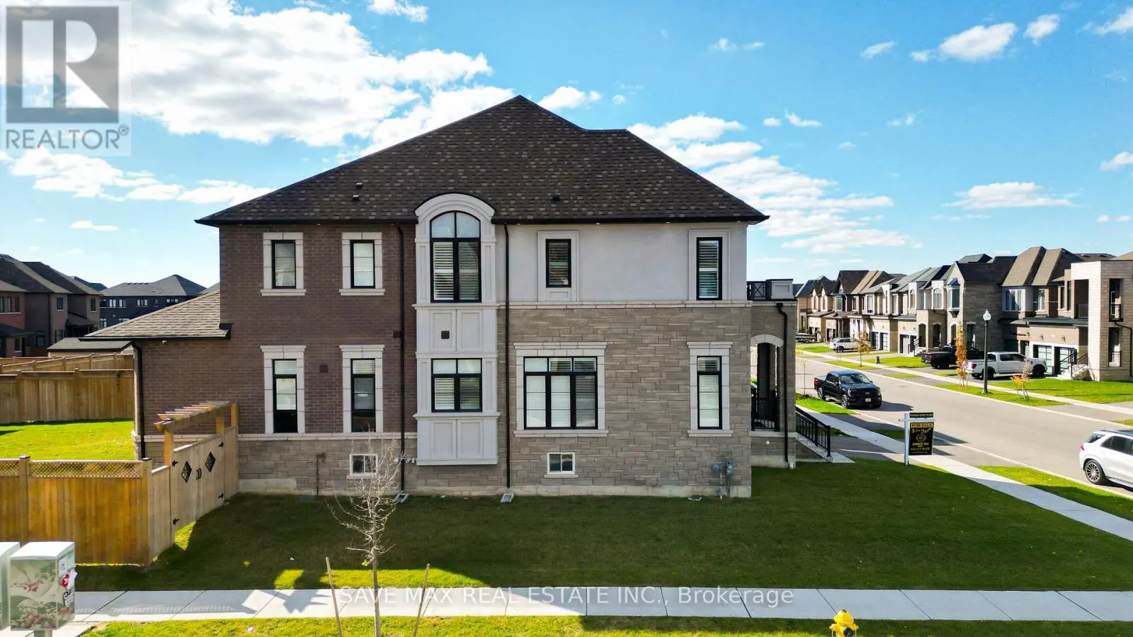 1250 UPPER THAMES DRIVE