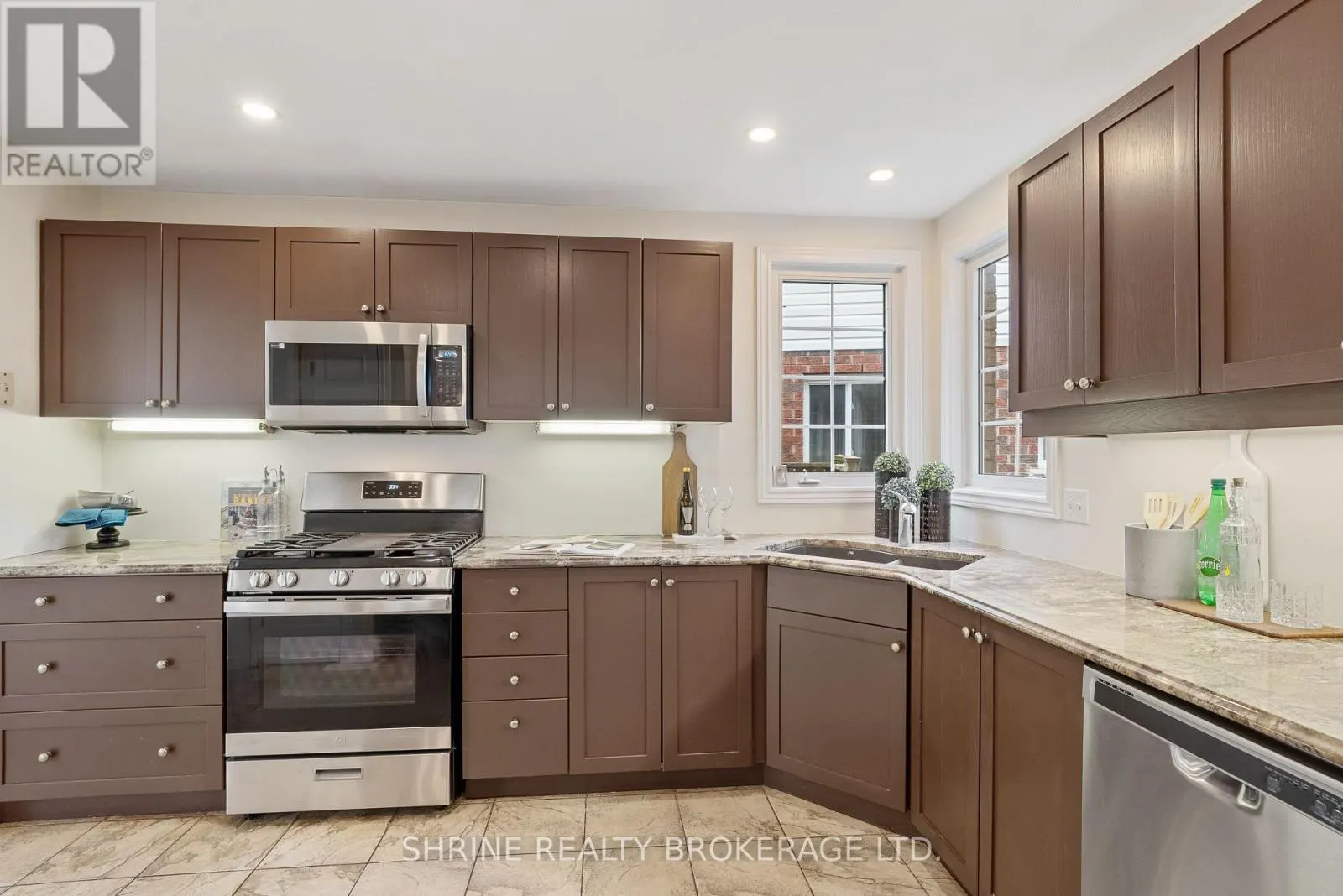 899 BRADSHAW CRESCENT