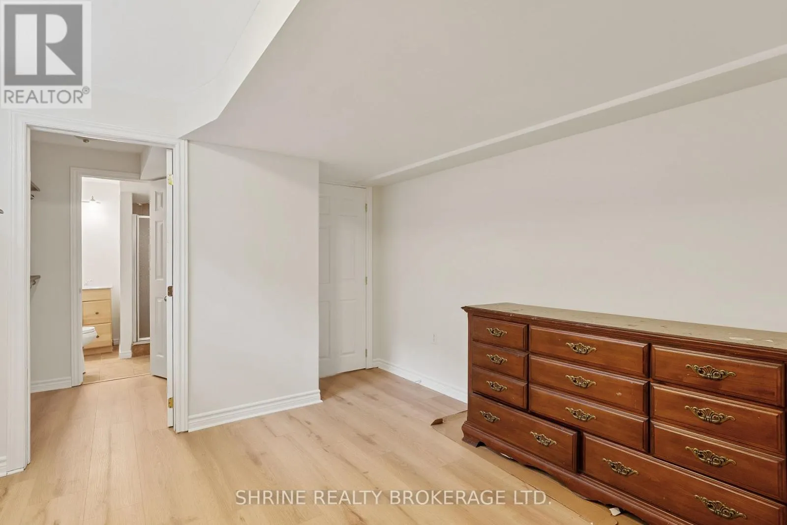 899 BRADSHAW CRESCENT