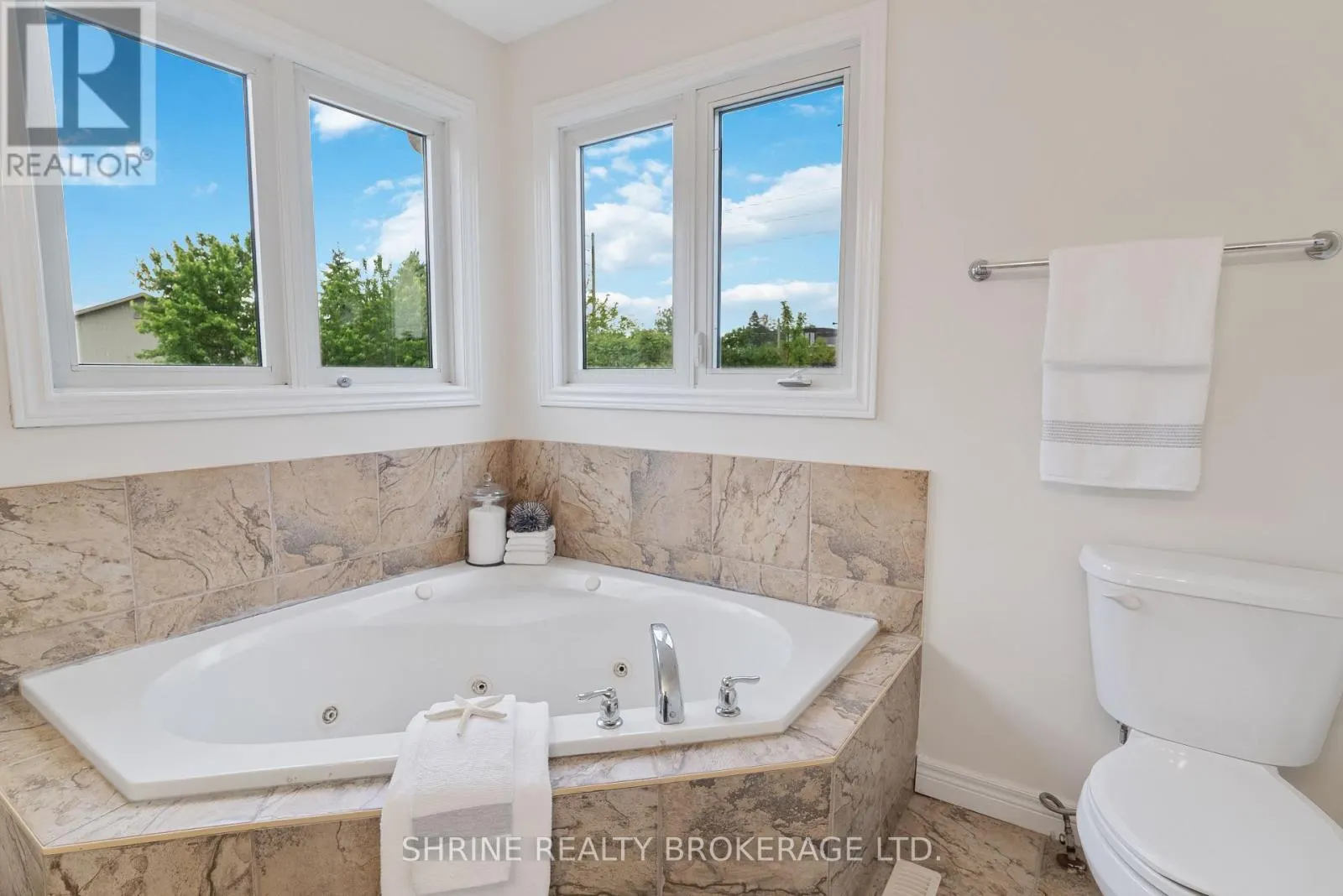 899 BRADSHAW CRESCENT