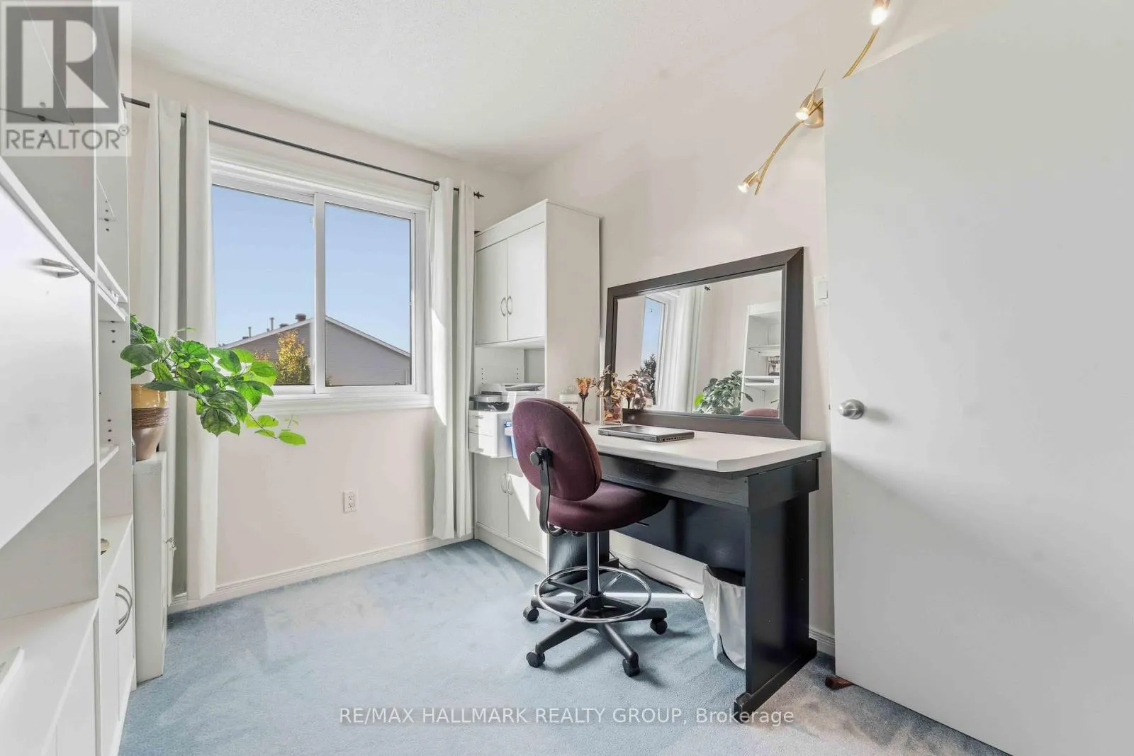 941 COOKSHIRE CRESCENT