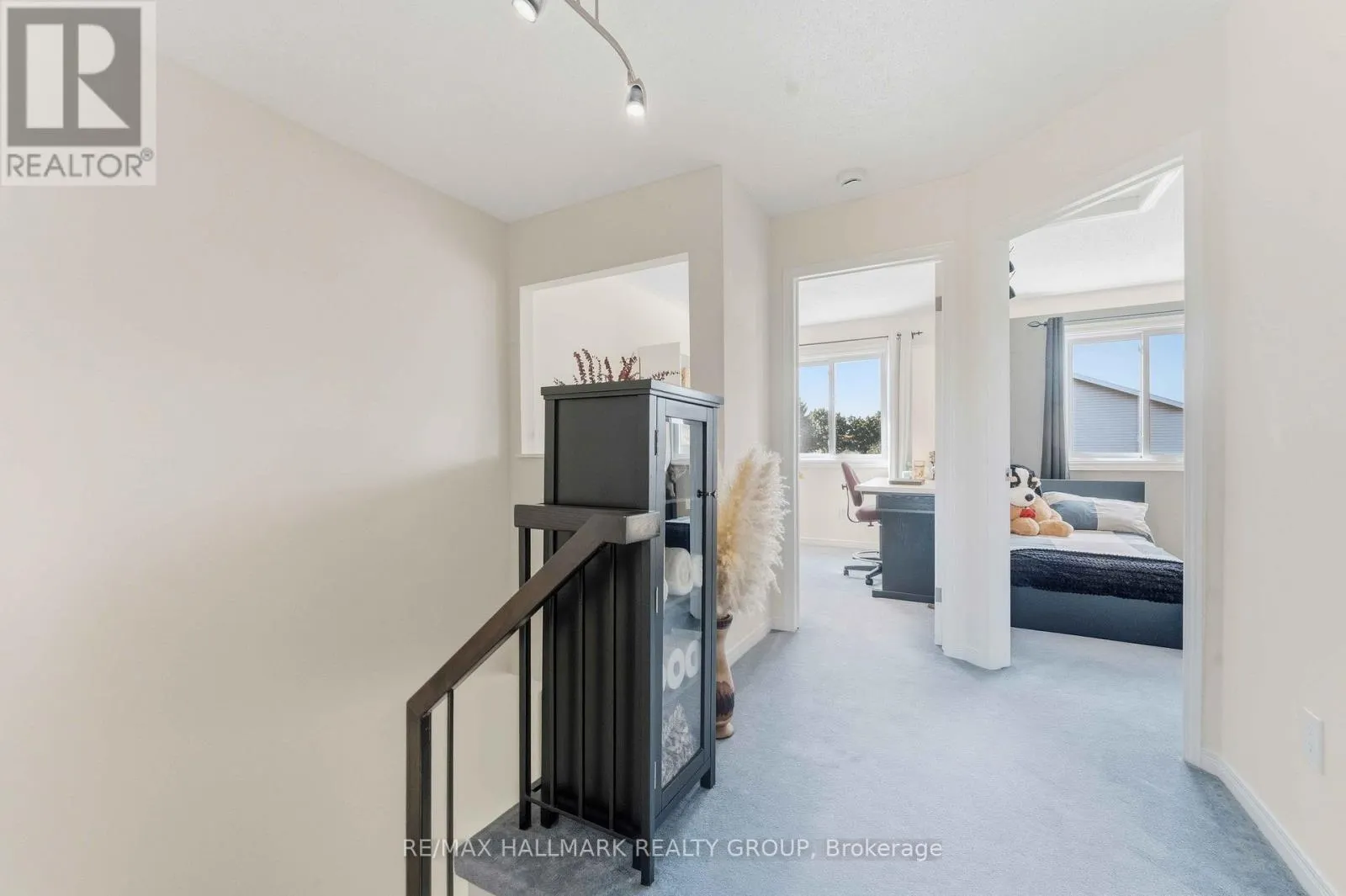 941 COOKSHIRE CRESCENT