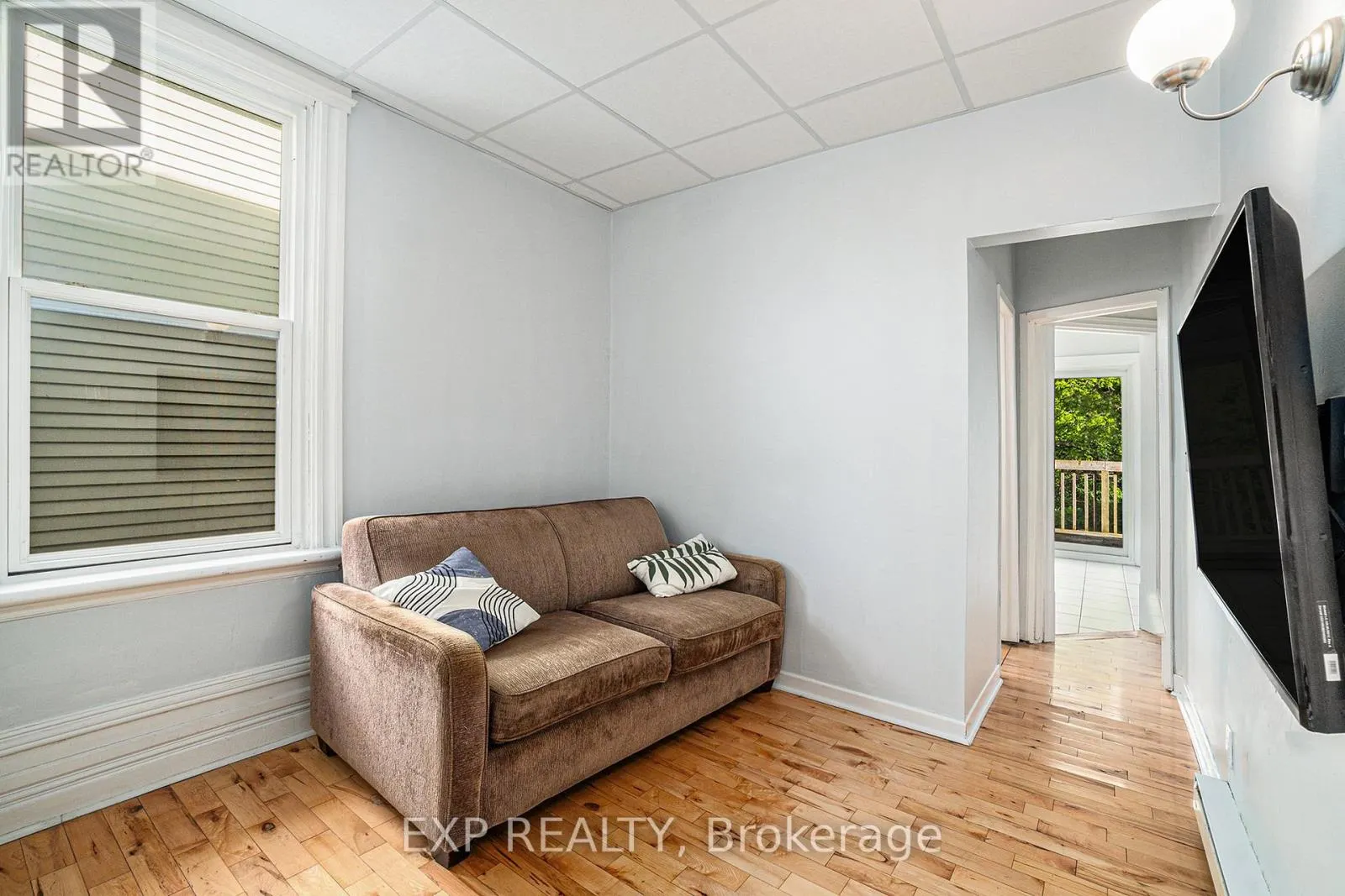 2 - 350 FIFTH AVENUE