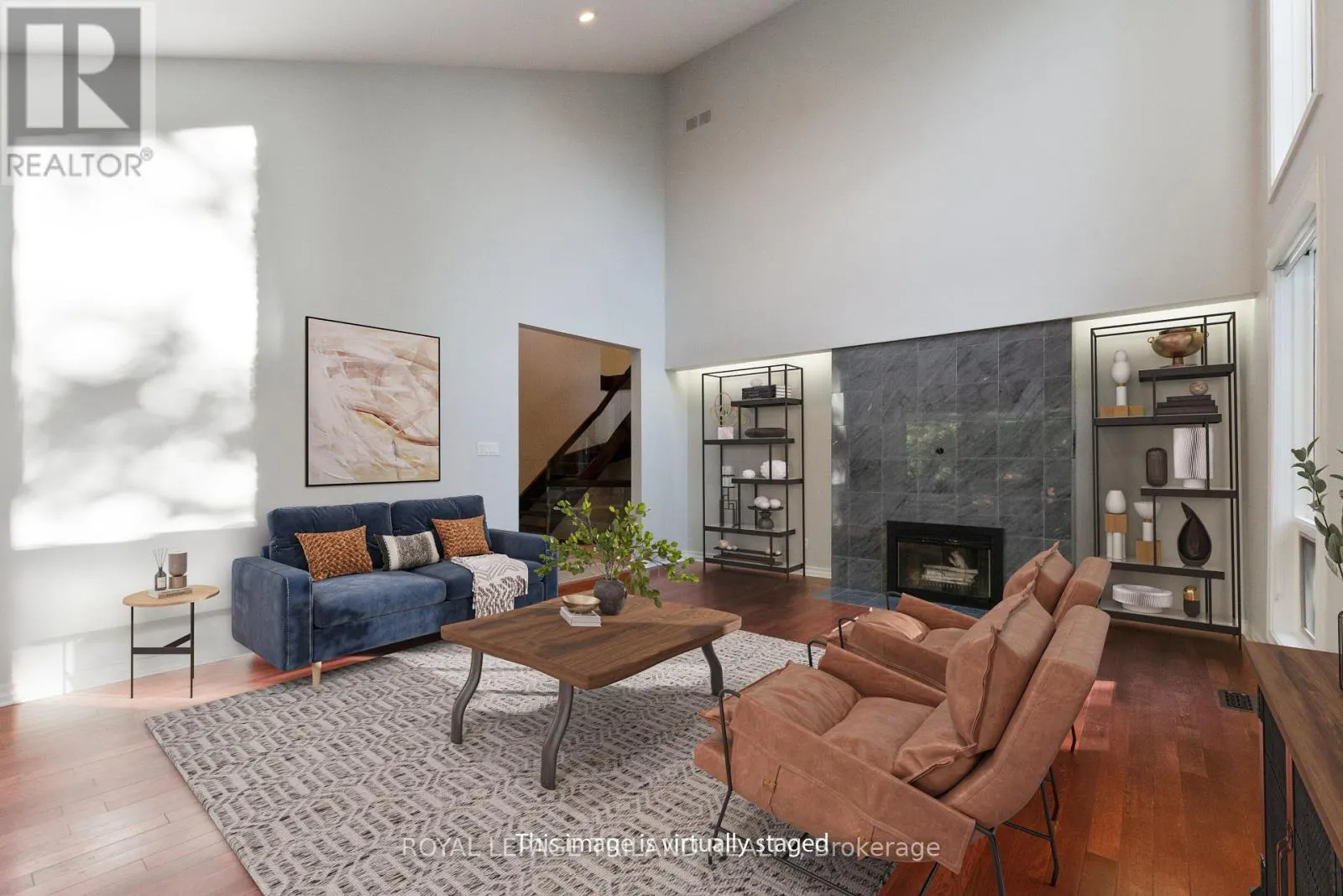 700 WESTMOUNT HILLS DRIVE