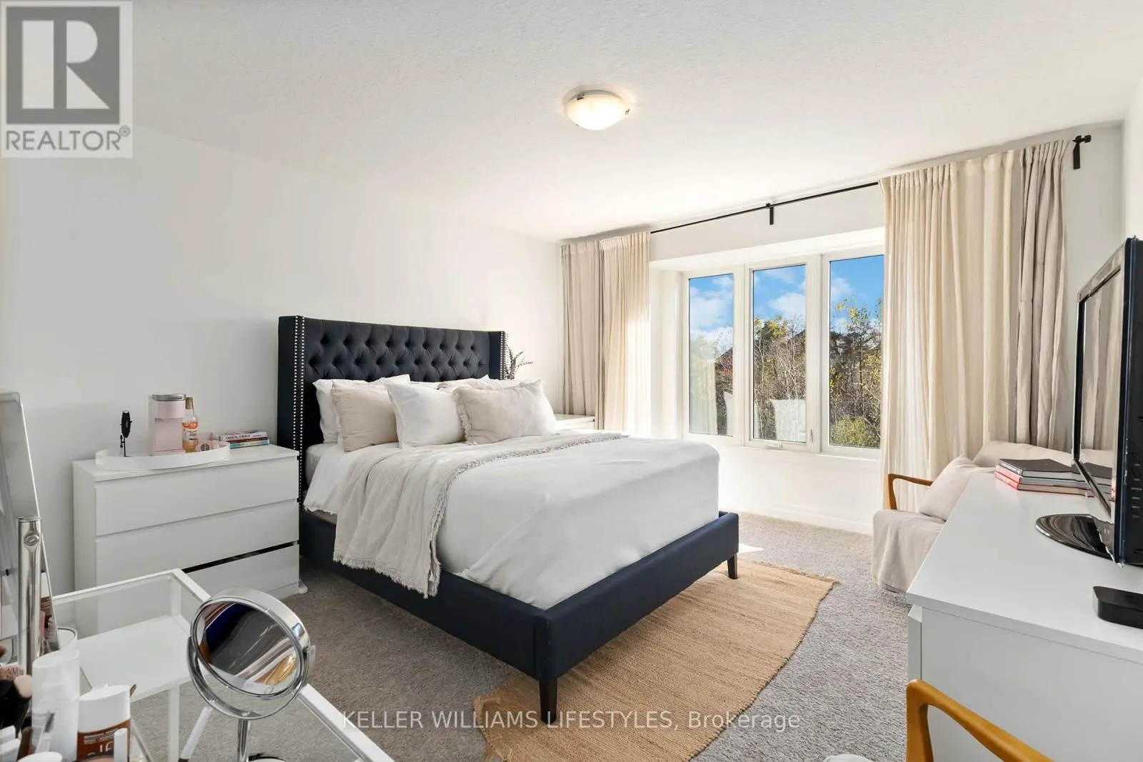 20 - 555 SUNNINGDALE ROAD E, #20