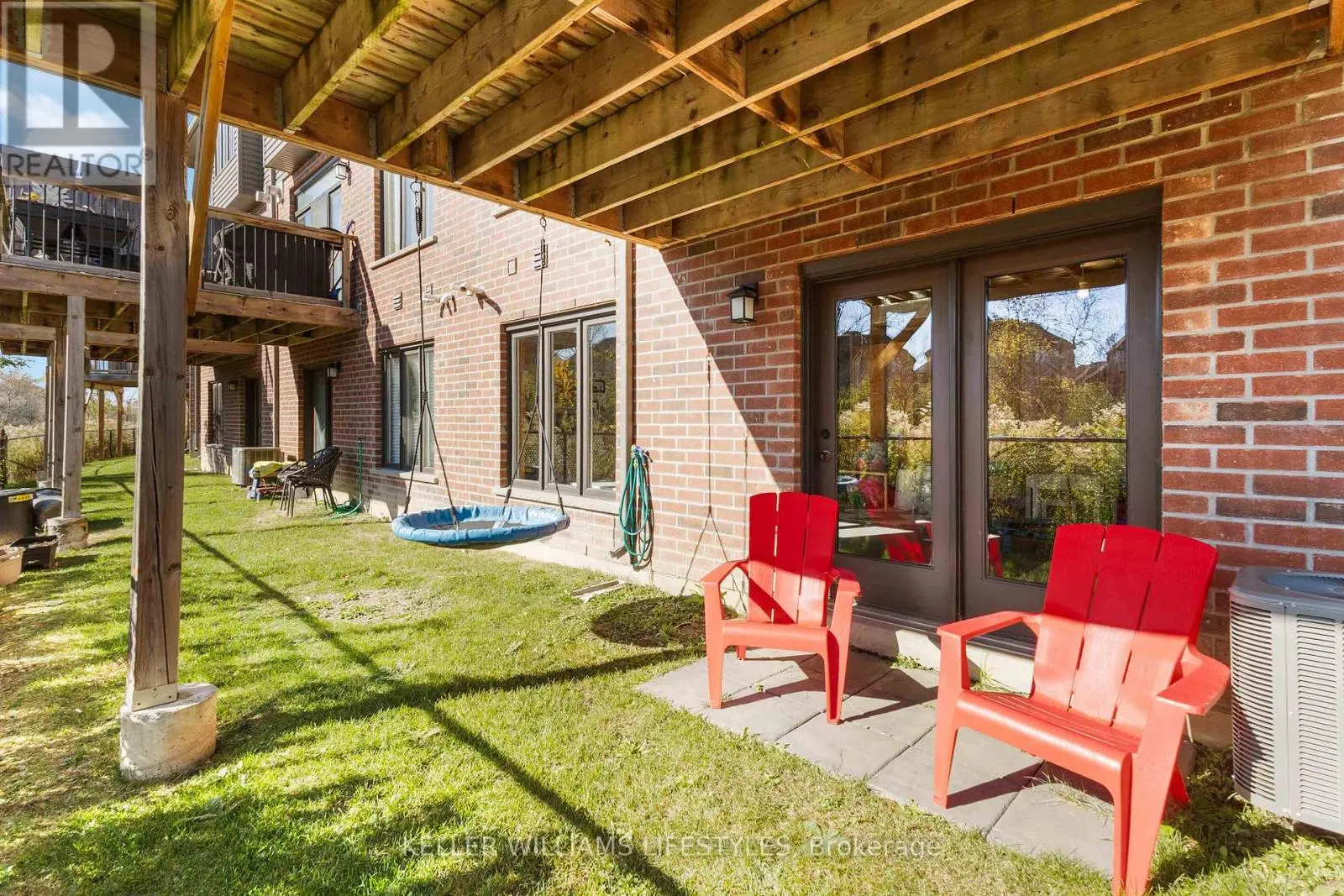 20 - 555 SUNNINGDALE ROAD E, #20