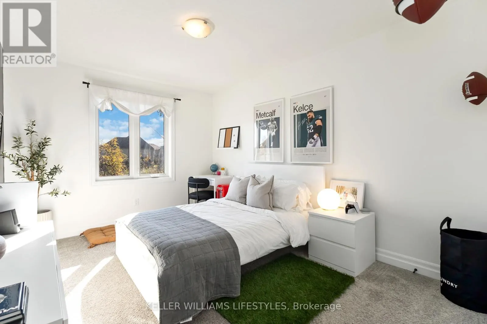 20 - 555 SUNNINGDALE ROAD E, #20