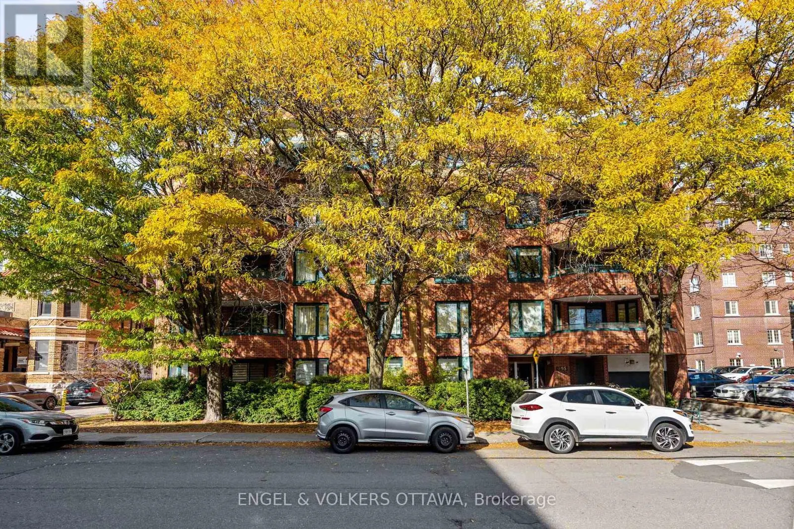 103 - 295 GILMOUR STREET