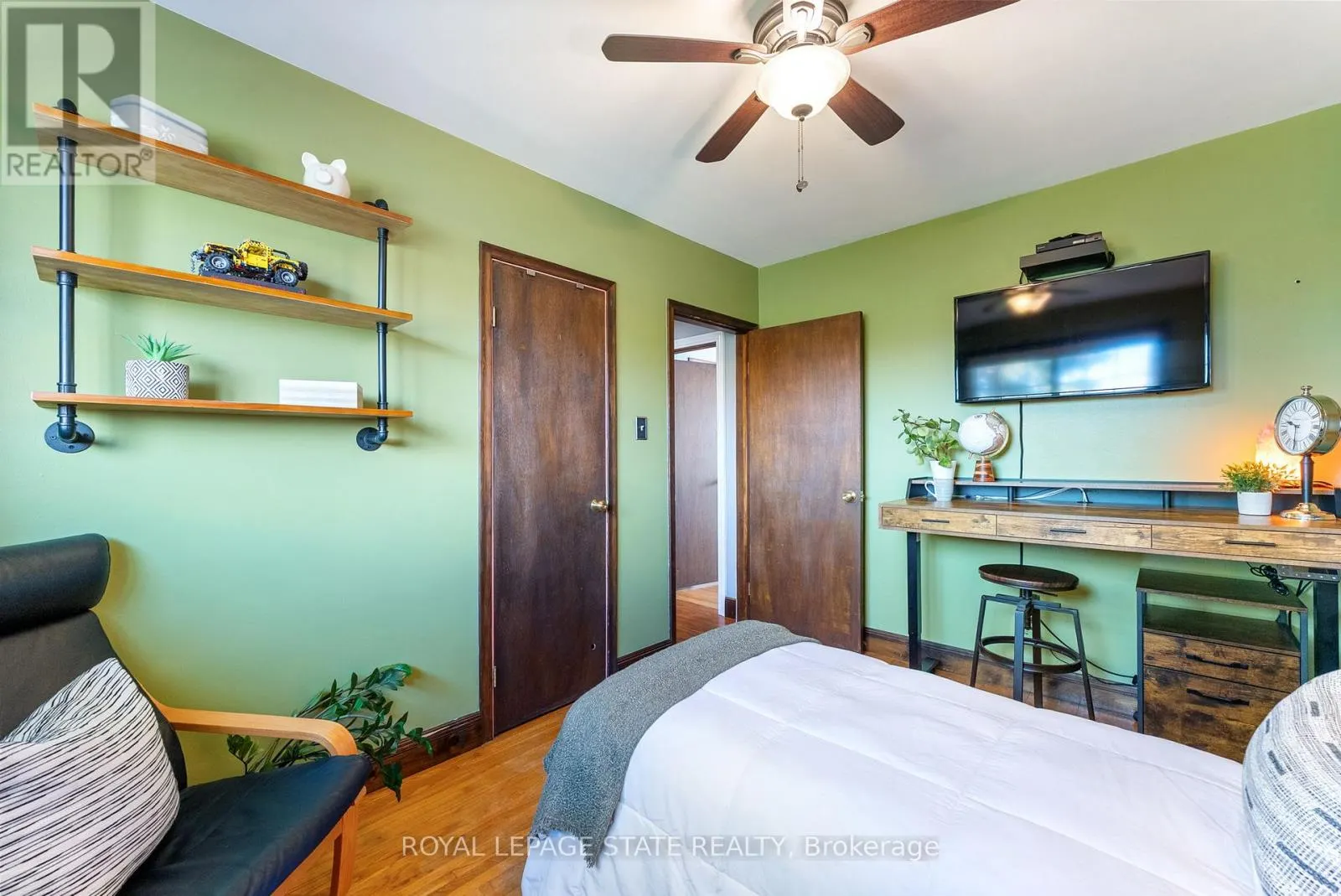 5187 WHITE CHURCH ROAD E