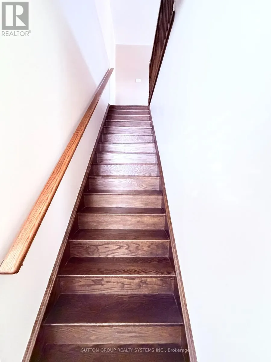 693 DOON SOUTH DRIVE