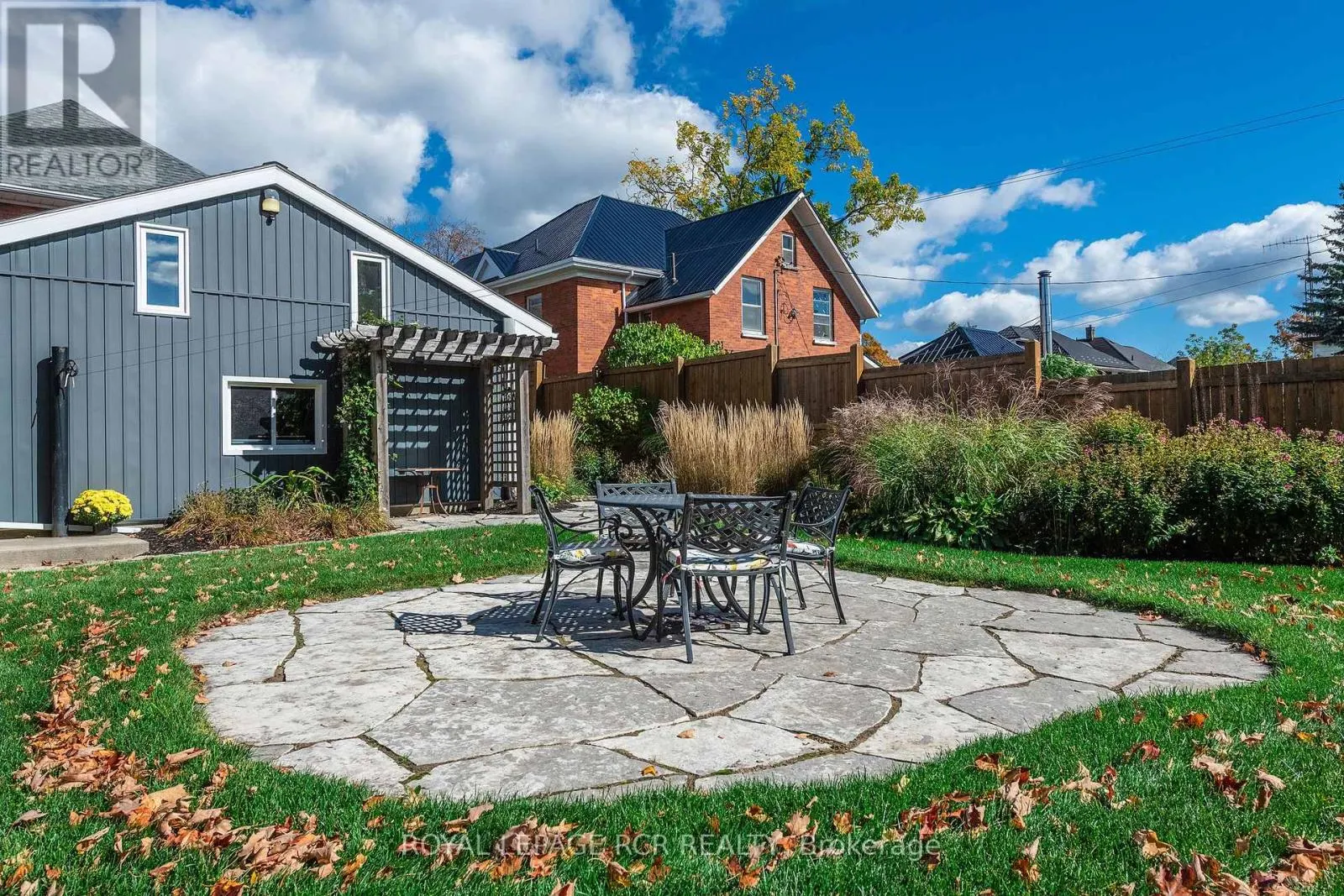 (CLIFFORD) - 61 ELORA STREET N