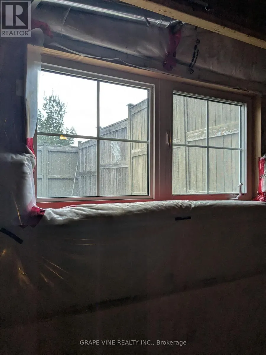 582 MEADOWCREEK CIRCLE