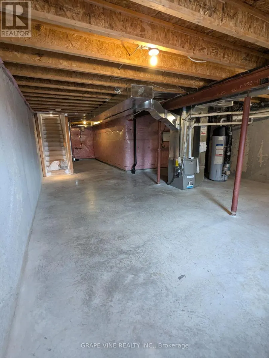 582 MEADOWCREEK CIRCLE