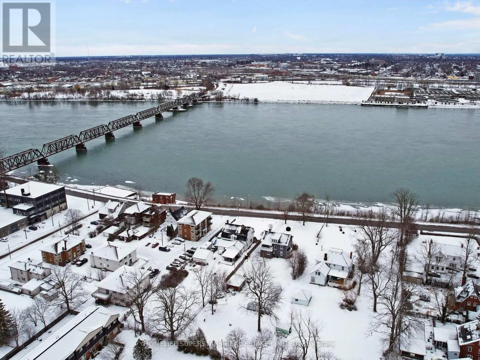 535 NIAGARA BOULEVARD