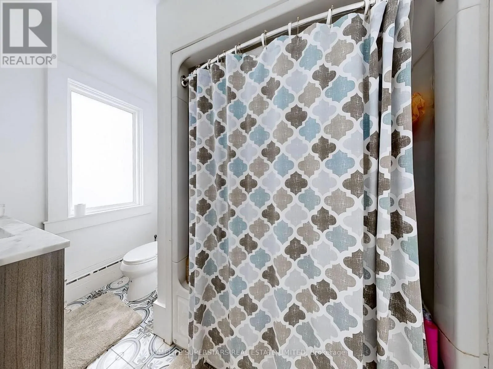 535 NIAGARA BOULEVARD