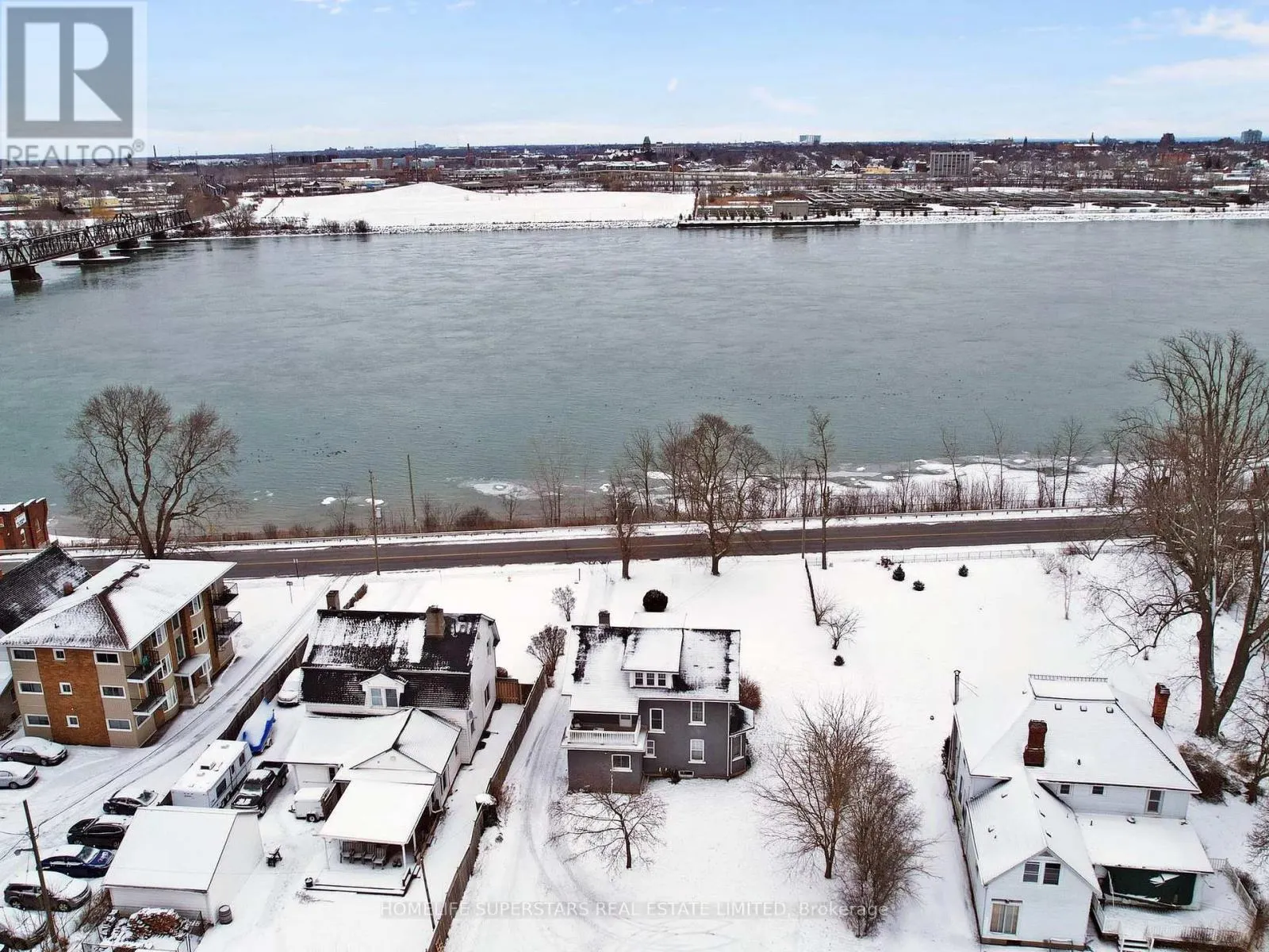 535 NIAGARA BOULEVARD