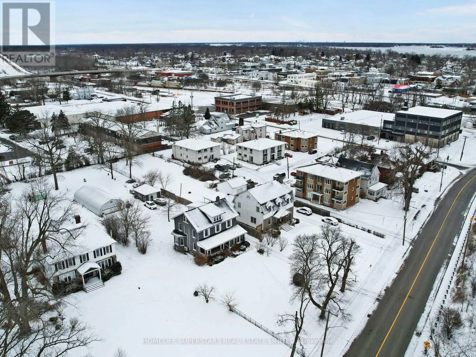 535 NIAGARA BOULEVARD