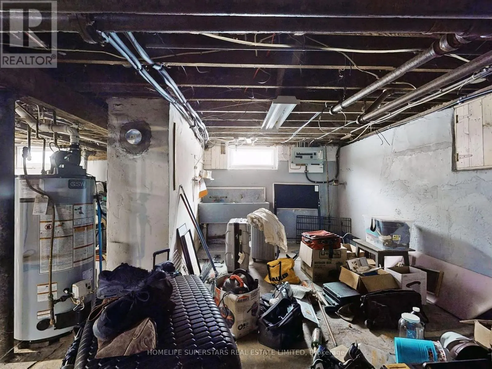 535 NIAGARA BOULEVARD