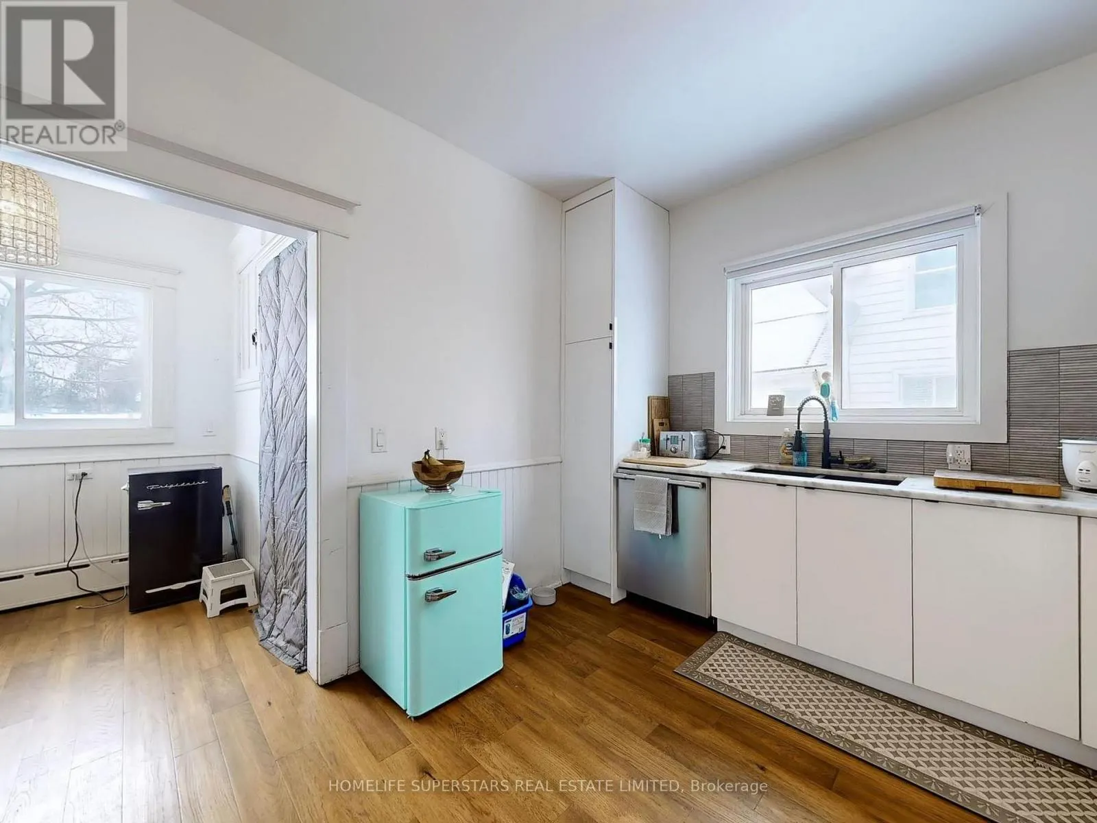 535 NIAGARA BOULEVARD