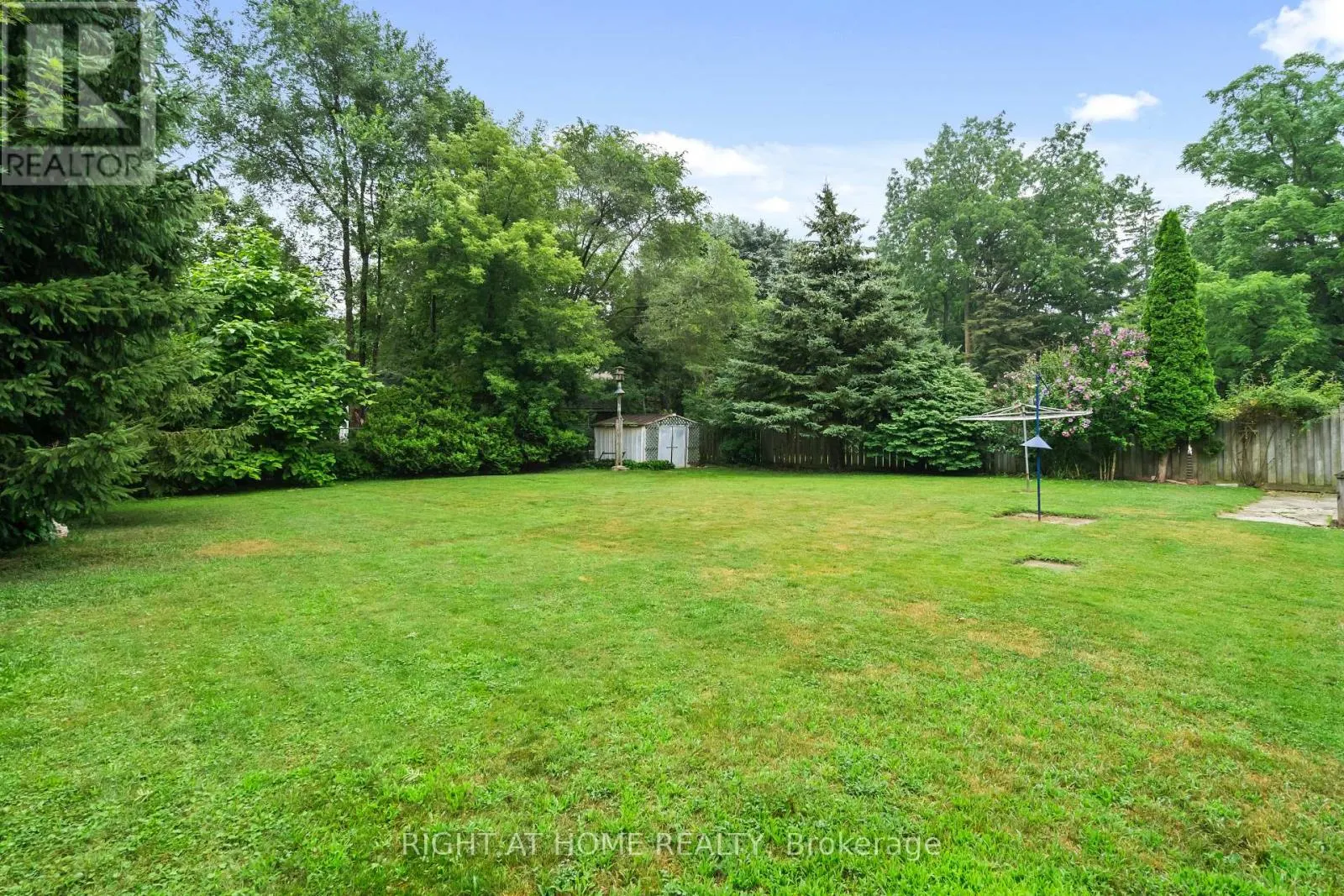 265 FIDDLERS GREEN ROAD