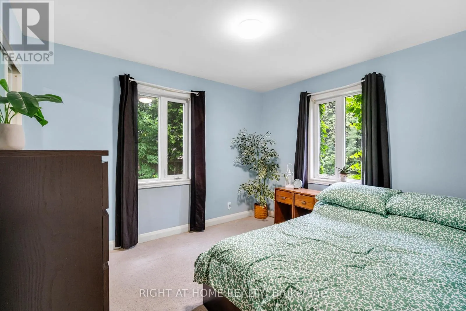 265 FIDDLERS GREEN ROAD