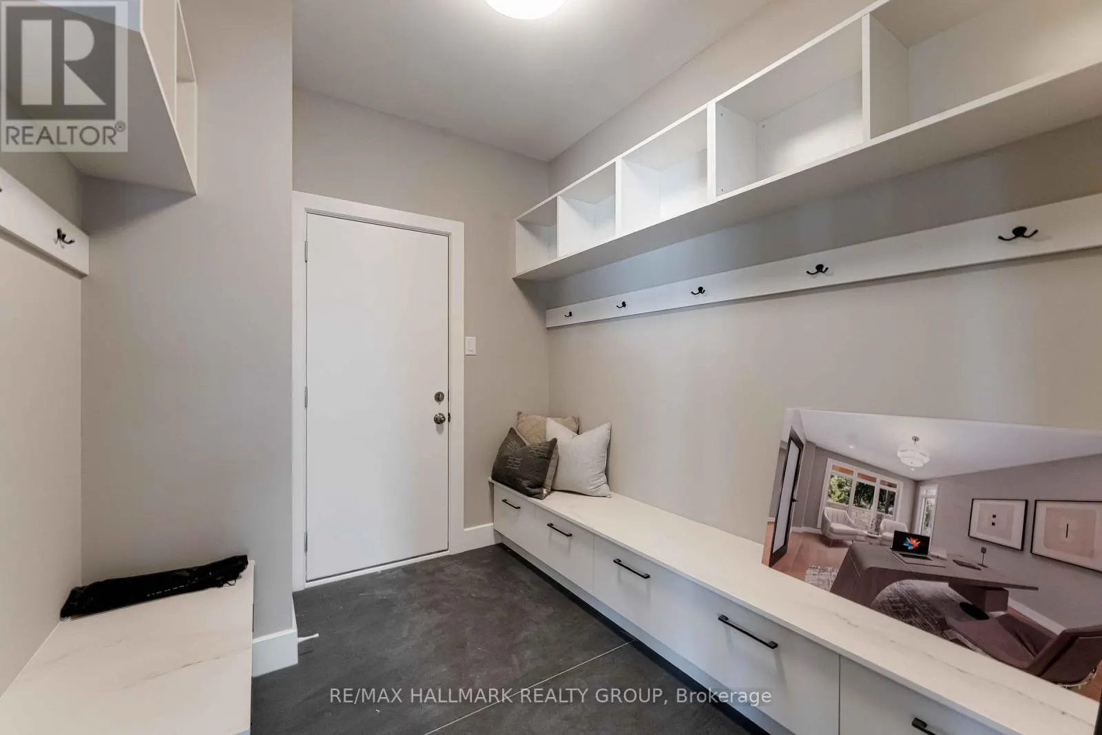 110 THEBERGE PRIVATE