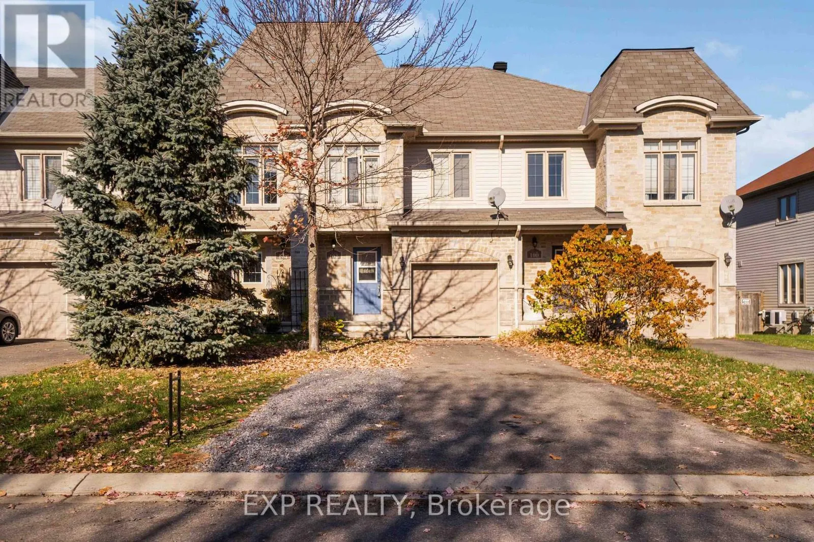 102 ASSELIN STREET S